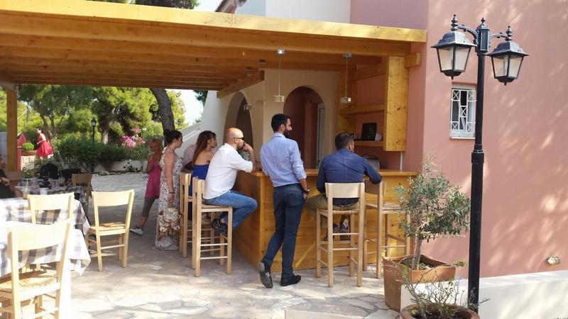 Epavlis Apartments Porto Heli Eksteriør billede