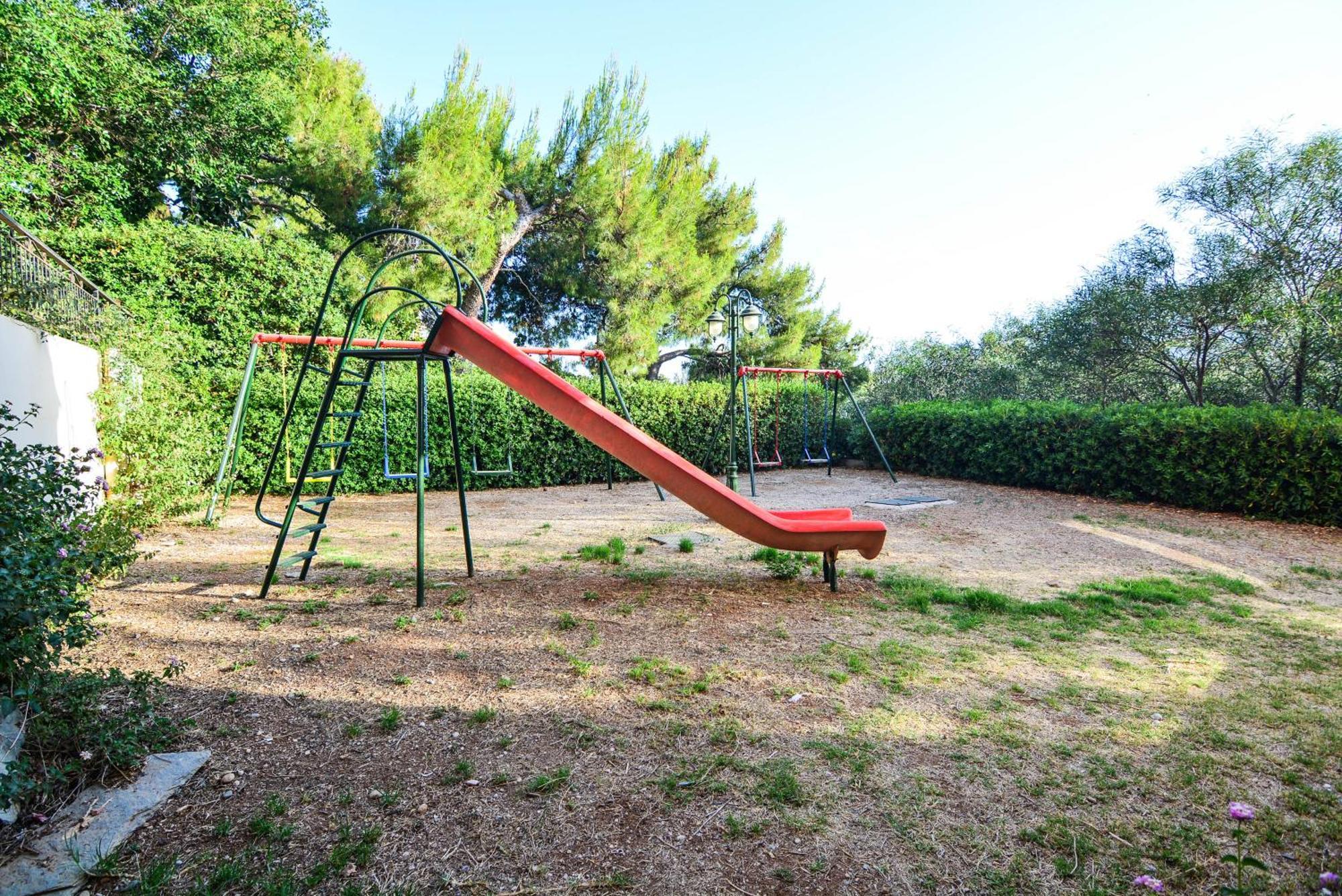 Epavlis Apartments Porto Heli Eksteriør billede